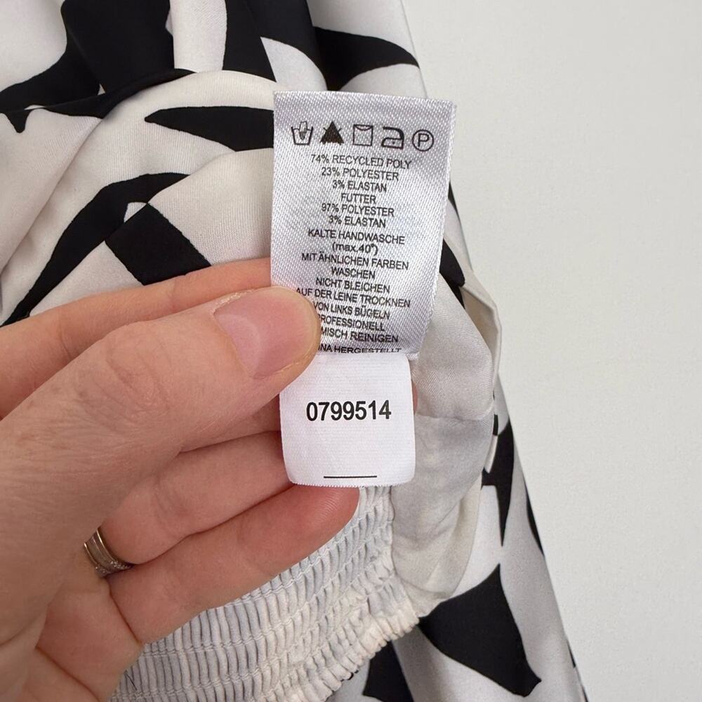 Caroline Constas Black and White Tropical Geometric Keyhole Cut Out Blouse Large - Picture 5 of 6